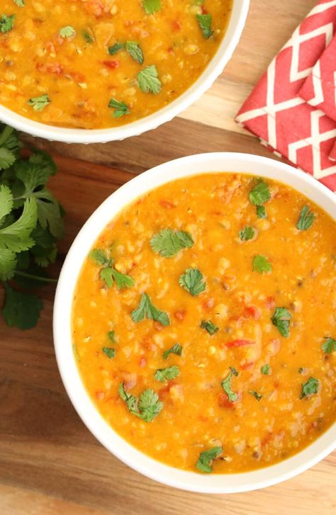 Instant Pot Masoor Dal Tarka Dhal Recipe, Hashimotos Disease Recipes, Saag Gosht, Masoor Dal Recipe, Daring Gourmet, Homemade Curry Powder, Dhal Recipe, High Protein Dinner, Lentil Dishes