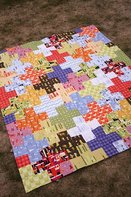 Reverse Hopscotch Quilt Pattern Free, Puzzle Quilt, Plus Quilt, Cross Quilt, Block Quilt, Quilt Tutorial, Scrap Quilt, Amy Butler, Boy Quilts