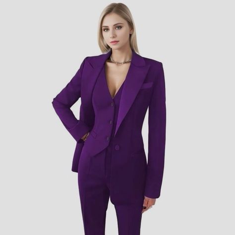 This is a Classy 3 Piece Suit by Menistacrafted from high quality fabric and imported materials. Our products are handcrafted by experienced tailors who make sure the that the stitching is precise, lining is proper and the overall product is sturdy enough to not go out of shape for more than a few years. Also all our products have extra margins in their length, sleeves, sides so it's easily alterable if your size changes after some time. To see more available colours and designs in this collection. *This is a 3 piece set of a jacket, waistcoat and a trouser. *We also offer customization so we can provide you an even better fit if you massage us your measurements (in inches) of Chest, Stomach, Waist, Hip, Shoulder and Actual Height after ordering. *Want this product but in slightly differen Women Suit For Wedding, Purple Suit For Women, Elegant Chic Style, Black Wedding Guest Dresses, Party Wear Suits, Work Outfits Frauen, Suit For Wedding, Black Pant Suit, Purple Suit