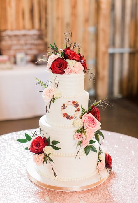 Red Blush White Wedding, Blush Pink Red And White Wedding, Pink And Red Wedding Groomsmen, Red Pink Wedding Cake, Burgundy And Pink Wedding Cake, Light Pink And Red Wedding, Red Pink Wedding Theme, Wedding Red And Pink, Red And Pink Quinceanera Ideas