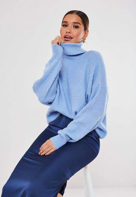 Blue Sweater Outfit, Oversized Knitwear, Knitted Clothes, Cool Winter, Turtle Neck Sweater, Roll Neck Jumpers, Knit Outfit, Roll Neck, Clothes Online