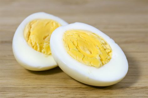 Dairy Free Egg Recipes, Boiled Eggs Recipes Breakfast, Recipes For Eggs, Boiled Eggs Recipes, Eggs Recipes, Perfect Hard Boiled Eggs, Smart Snacks, Hard Boiled Egg, Dry Coconut