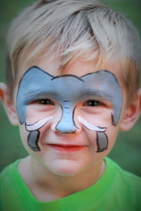 Elefante Paint Elephant, Animal Face Paintings, Bodysuit Tattoos, Face Painting Tutorials, Elephant Face, Face Painting Easy, Kids Face Paint, Body Suit Tattoo, Simple Face