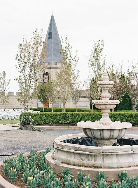 Kentucky Castle Wedding, Kentucky Castle, Peckforton Castle Wedding, The Kentucky Castle Wedding, Engagement Photos Lexington Ky, Kentucky Gothic, Week Inspiration, Kentucky Wedding Venues, Kentucky Wedding