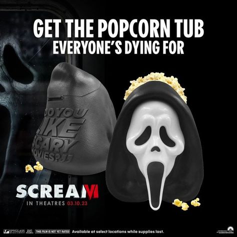 Scary Scream, Horror Villians, Popcorn Tub, Scream Vi, Halloween Tea Party, Popcorn Tin, Scream Franchise, Scream Halloween, Ghostface Scream