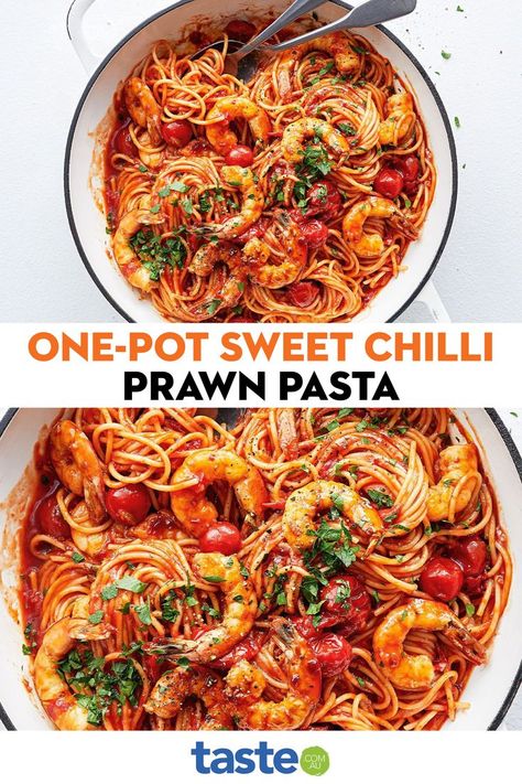 Prep this homemade spicy pasta sauce in only 10 mins. Plus, it's all made in one pot, so enjoy more flavour and less washing up! Chilli Prawn Pasta, Spicy Pasta Sauce, Prawn Pasta, Prawns Recipe, Chilli Prawns, Spicy Prawns, Spicy Pasta, Pot Noodle, Fish Ideas