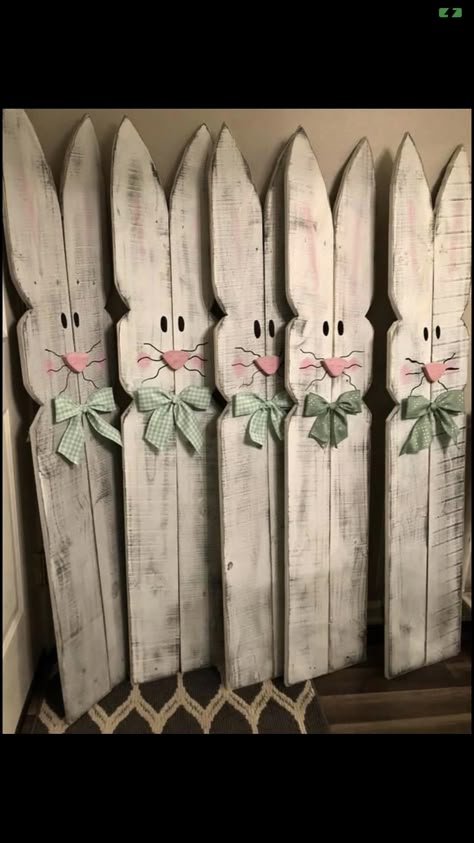 Diy Wood Easter Decor, Wooden Rabbits Diy Easter Bunny, Spring Wood Crafts Diy, Easter Porch Ideas, Spring Wood Craft Ideas, Wood Spring Crafts, Wood Easter Crafts, Spring Wood Decor, Wooden Easter Crafts