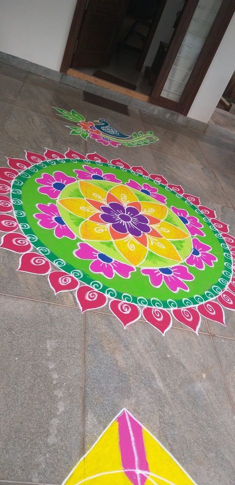 Muggu Designs With Colours, Muggulu Designs With Colours, Sankranthi Rangoli Designs Latest, Simple Rangoli Designs Latest, Sankranthi Muggulu Indian Rangoli Designs, Sankranthi Muggulu With Colours, Free Hand Rangoli Designs With Colours, Rangoli Kolam Designs With Colour, Beautiful Rangoli Designs Latest