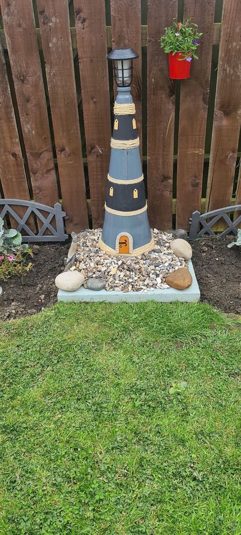 Traffic Cone Lighthouse, Traffic Cone Decor, Traffic Cone Diy Ideas, Street Cone Painting, Traffic Cone Painting Ideas Aesthetic, Painting Ideas On Traffic Cones, Cute Painted Traffic Cones, Painted Street Cones, Wierd Decor