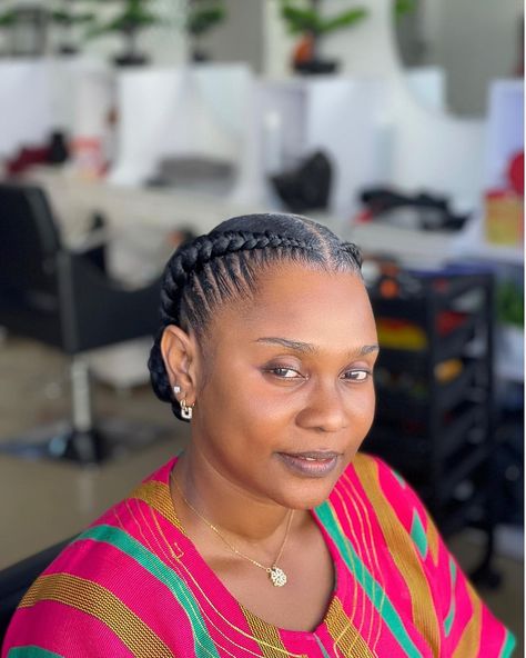 Simple Cornrows For Natural Hair, African Box Braids, Simple Cornrows, Weaving Hairstyles, Cornrows Natural Hair, Cornrows Hairstyles, Ghana Weaving, Cornrows Braids For Black Women, Cornrows Styles