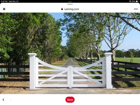 Wooden Entry Gates Driveway, Farm Entry Gate, New Zealand Countryside, Farmhouse Gates, Farm Fence Gate, Farm Gates Entrance, Entrance Gates Driveway, Property Gates, Farm Gates