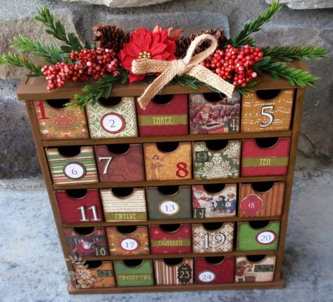 Advent Calendar Decoration, Advent Calendar Drawers, Decorating Advent Calendar, Dollar Store Advent Calendar, Advent Boxes Diy, Wood Advent Calendar Diy, Wooden Advent Calendar Ideas Diy, Diy Wooden Advent Calendar, Wooden Advent Calendar Ideas