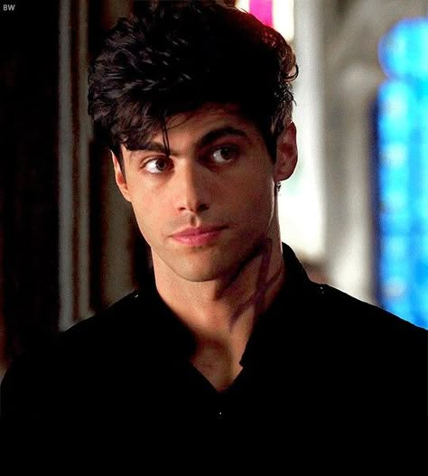 Azriel Acotar Matthew Daddario, Alec Lightwood Icon, Matthew Daddario Gif, Alec Lightwood Aesthetic, Matt Daddario, Original Doctor Who, New Profile Pic, Cody Christian, Matthew Daddario