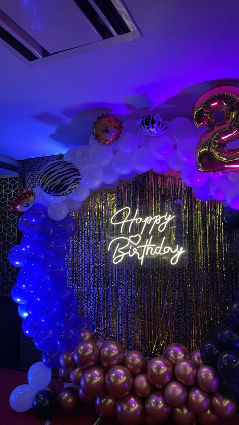 Birthday Celebration Snap, Classy Birthday Decorations, Birthday Party Snap, Birthday Dump, 22nd Birthday Cakes, Husband Birthday Surprise, Happy 22nd Birthday, Medicine Snaps, Surprise Birthday Decorations