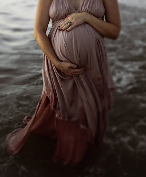 Maternity Beach Photoshoot Dress, Lake Maternity Pictures Water, Maternity Photo Lake, Maternity Photography Poses Water, Beach Sunset Maternity Photoshoot, Maternity Pictures At Lake, Maternity Photography By Lake, Beach Maternity Photos Dress, Maternity Water Photoshoot