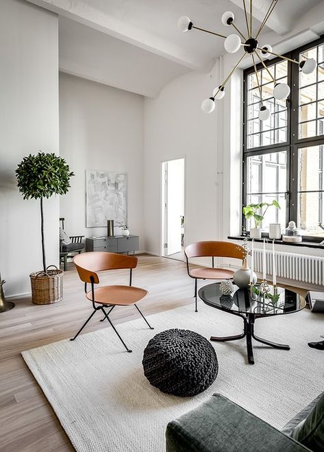 12 Oh-So-Dreamy Scandinavian Minimalist Interiors | Hunker Scandinavian Minimalist Interior, Minimalist Dekor, Industrial Chic Decor, Industrial Style Interior, Minimalist Home Office, Interior Design Minimalist, Industrial Style Decor, Interior Minimalista, Scandinavian Minimalist