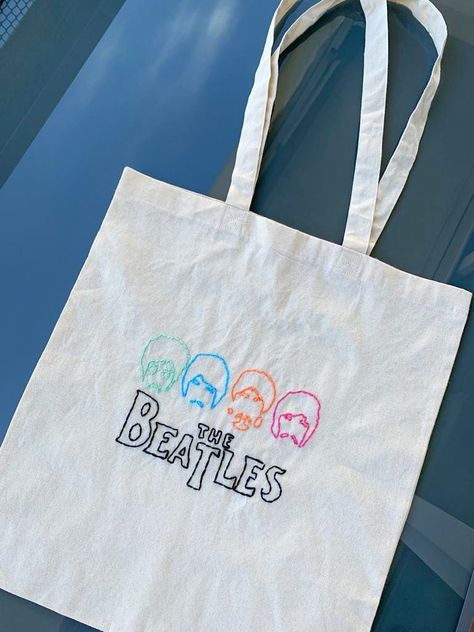 Tote bag bordada de los Beatles Quiet Life, The Beatles, Tote Bags, Tote Bag, Collage, Pins