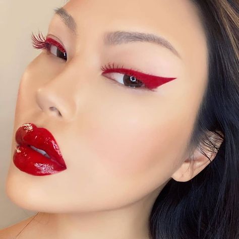 Red Lipstick Makeup Looks, Monochrome Makeup, Makeup Lovers, American Threads, Red Makeup, Unique Makeup, Makeup Aesthetic, Big Reveal, Makeup Eye Looks