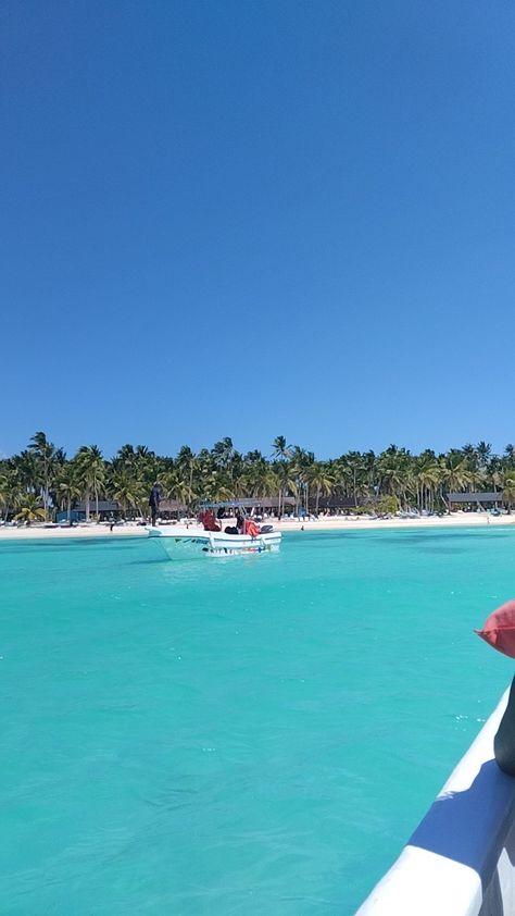 Isla saona papá Places To Visit