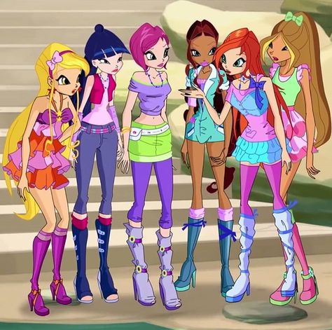 Bloom And Flora, Winx Characters, She Is My Best Friend, Flora Winx Club, Klub Winx, Bloom Winx Club, Friend Cartoon, Fairy Girl, Good Cartoons