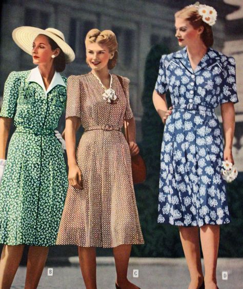 What did women wear in the 1940s? Dresses, blouses, pants, shoes, swimsuits, and jeewelry all with a unique 1940s style. Learn more about 1940s fashion now 40s Mode, 1940s Fashion Women, 1940s Women, 1940s Woman, Fashion 1940s, Gaun Fashion, 40s Fashion, Mode Casual, 1940s Dresses