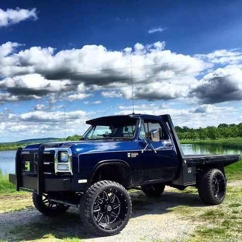 This flatbed is badass 💯🇺🇸🇺🇸 Check out our First Gen collection, on sale now at aggressivethread.com ▶️Tag a buddy, like and follow↙️… 2 Gen Cummins, Ram Flatbed, Flatbed Truck Ideas, 1st Gen Dodge, First Gen Cummins, First Gen Dodge, 2nd Gen Dodge Dually, 1st Gen Dodge Dually, First Gen Dodge Dually