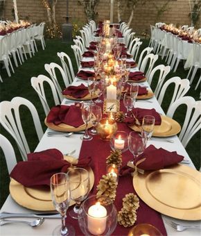 Wedding Colors » 22 Romantic Burgundy and Rose Gold Fall Wedding Ideas »   ❤️ See more:  http://www.weddinginclude.com/2017/07/romantic-burgundy-and-rose-gold-fall-wedding-ideas/ Red And Gold Wedding Table Setting, Quince Champagne, Maroon And Gold Wedding, Burgundy Napkins, Burgundy Table Runner, Wedding Runners, Gold And Burgundy Wedding, Gold Wedding Centerpieces, Quince Decorations