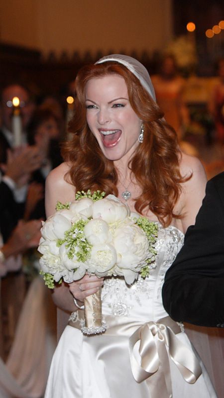 The Best Dressed Celebrity Brides of All Time - Marcia Cross  - from InStyle.com Famous Brides Celebrity, Celebrity Bouquet, Vintage Bride Dress, Famous Brides, Famous Weddings, Celebrity Events, Celebrity Brides, Worst Wedding Dress, Celebrity Wedding Photos