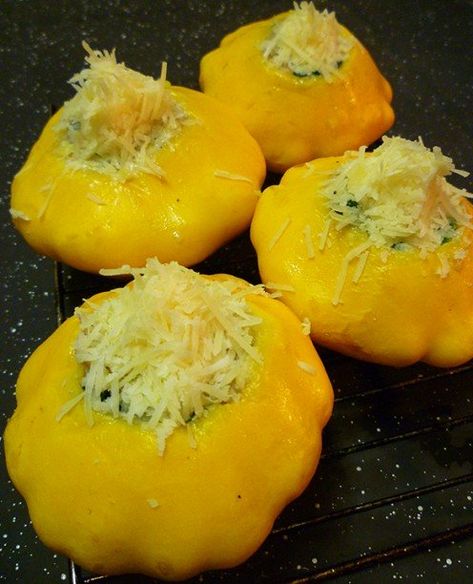 Starburst Squash Recipes, Patty Squash, Squash Bread Recipe, Sunburst Squash, Summer Squash Bread, Pan Squash, Pattypan Squash, Squash Bread, Summer Squash Recipes