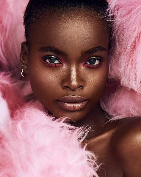 Simple Pink Makeup, Pink Photography, Hair Magazine, Beauty Photoshoot, Vegan Hair, Beauty Images, Beauty Shoot, Beauty Shots, Pink Makeup