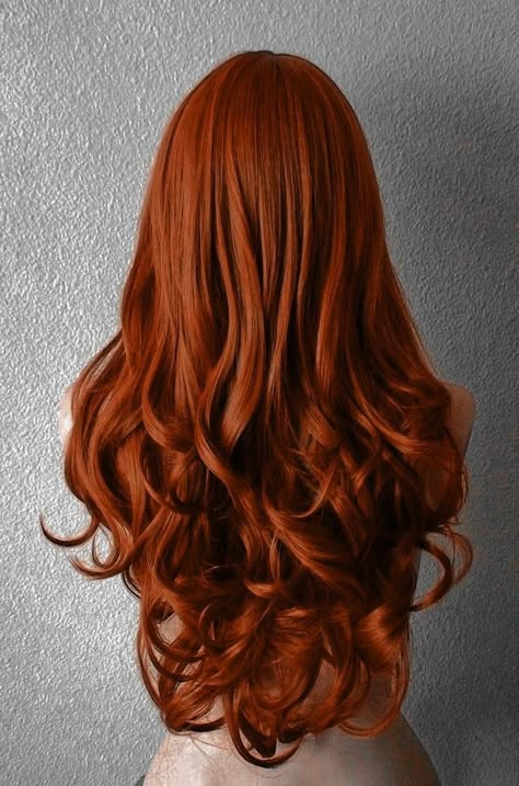 Redhead Inspiration, Copper Hair Dye, Red Hair Inspiration, Copper Red Hair, Shades Of Red Hair, Copper Balayage, Red Hair Inspo, Ginger Hair Color, Hair Color Auburn