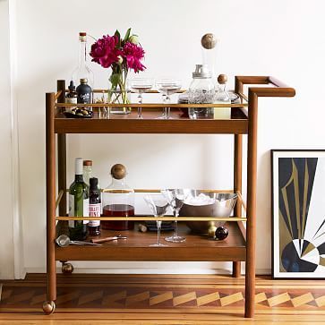 Mid-Century Bar Cart #westelm Wooden Bar Cart, Bar Cart Inspo, Bar Cart Ideas, Diy Bar Cart, Coin Café, Gold Bar Cart, Bar In Casa, Pub Set, Bar Cart Styling