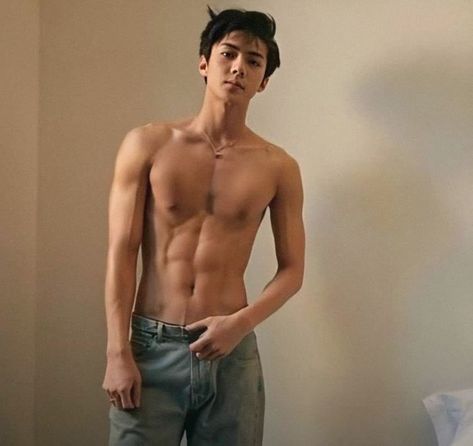 Sehun Abs, Exo Abs, Men Abs, Handsome Asian Men, Hot Asian Men, Exo Sehun, Oh Sehun, Photography Poses For Men, Cute Celebrity Guys