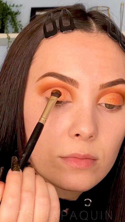 November Makeup Looks, Eye Makeup Ideas For Brown Eyes, Orange Eyeshadow Tutorial, Fall Makeup Looks For Brown Eyes, Thanksgiving Makeup Look, Fall Eyeshadow Looks, Thanksgiving Makeup, Fall Eye Makeup, Copper Fall