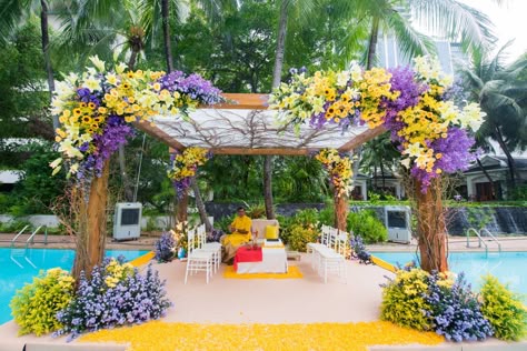 #Trending: Purple And Lilac As Decor Shades Haldi Decor, Mandap Decor, Indian Wedding Planning, Wedding Planning Websites, Yellow And Purple, Wedding Stage, Vintage Theme, Large Weddings, Plan Your Wedding