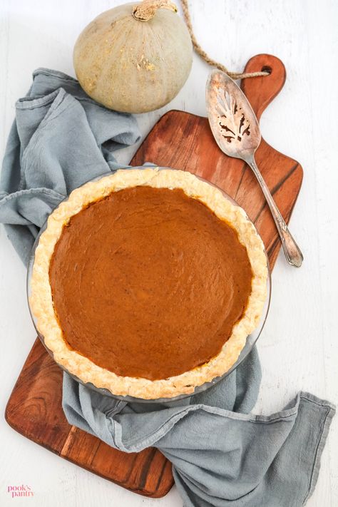 Hubbard squash pie recipe - Pook's Pantry Recipe Blog Squash Pie Recipes Desserts, Hubbard Squash Pie, Individual Thanksgiving Desserts, Impressive Thanksgiving Desserts, Squash Pie Recipes, Cute Thanksgiving Desserts, Cookie Recipes Thanksgiving, Hubbard Squash, Thanksgiving Cheesecake