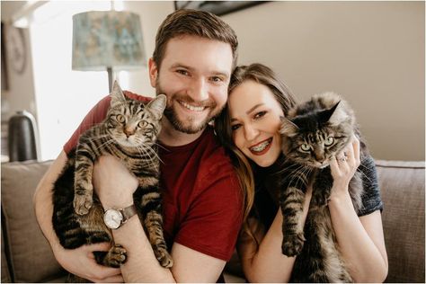 In home Corvallis Engagement Photos with cats · Katy Weaver Photography Family Cat Photoshoot, Family Portrait With Cat, Christmas Photos With Cats, Family Photos With Cats, Engagement Photos With Cats, Cat Family Photos, Cat Family Photo, Cats Portraits, Cat Family Portrait