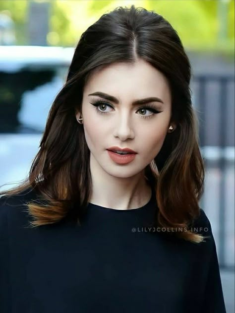 Lily Collins Outfit, Lily Collins Makeup, Lily Jane Collins, ليلي كولينز, Lily Collins Hair, Lily Collins Style, Top Hairstyles, Phil Collins, Wedding Hair Inspiration