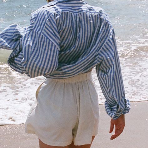 Our Oliver Shorts paired with a vintage worn in striped summer shirt. These Shorts are in stock and available for immediate shipments 📦 🦋 Nantucket Style Clothing, Honeymoon Aesthetic, Donna Sheridan, Cape Cod Aesthetic, New England Aesthetic, Nantucket Summer, Coastal Fashion, Nantucket Style, Fall Inspiration