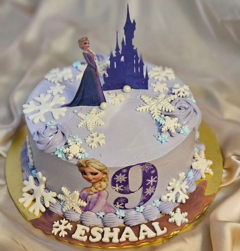 A frosty delight in regal purple, bringing Frozen dreams to the table! ❄️🎂 #EshaalsFrozenFantasy #faybakesco #faybakesco #faybakescobyfaiza #malakwal #cakes #frozen #elsa #disney Disney Frozen Cake, Elsa Disney, Frozen Cake, Frozen Elsa, Disney Frozen, The Table, Instagram A, Frozen, Bring It On