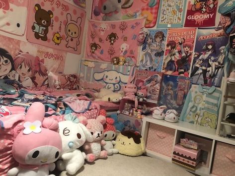 Jojifuku Room, Hello Kitty To Issho, Sanrio Bedroom, Kawaii Rooms, Cutecore Room, Sanrio Room, Kawaii Room Ideas, Rilakkuma Korilakkuma, Mother Garden