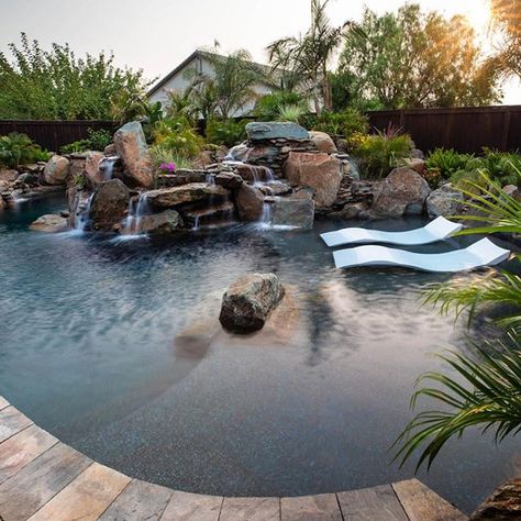 Texas Pool Landscaping, Pool Designs Modern, Tropical Pools, Black Bottom Pools, Farm Pool, Texas Backyard, Pool Design Modern, Texas Pools, Pretty Furniture