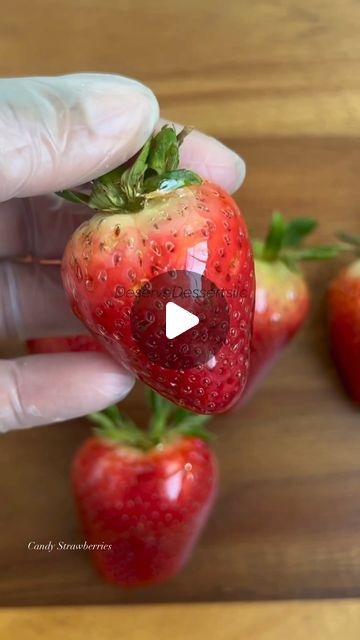 Krissy Flowers on Instagram: "Microwave Candy Strawberries! 10 Minutes Candy Strawberries! 🍓🍬🍭
Candy Mixture:
1/2 Cup Sugar 
1/4 Cup Water
1 Tablespoon Light Liquid Corn Syrup 
Microwave Candy Mixture For 6 Minutes 
#krissyflowers #krissyflowersdesserts #candy #candystrawberries #candiedfruit #tutorial #recipe #asmr #instagram #instagood #follow #foodporn #foodphotography #foodie #food #diy #reels #reelsinstagram #love #art #explore #explorepage #tanghulu #photooftheday #photography #strawberry #trending" Fruit Flowers Diy, Fruit Candy Recipes, Candy Fruit Recipes, Orange Dreamsicle Cake Recipe, Candied Strawberries Recipe, Microwave Candy, Candy Strawberries, Easter Pancakes, Candied Strawberries