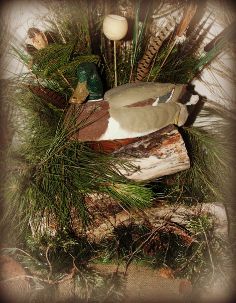 Woodland Arrangements, Grooms Cake Hunting, Camp Decorations, Shotgun Shell Crafts, Hunting Birthday Party, Heather Wedding, Grooms Table, Hunting Theme, Hunting Birthday