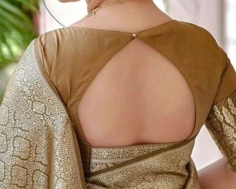 Neck Design Back, Back Neck Blouse Design, Back Neck Blouse, Blouse Back Neck Design, Back Neck Design, Blouse Back Neck, Blouse Back Neck Designs, Ladies Blouse Designs, Blouse Designs Indian