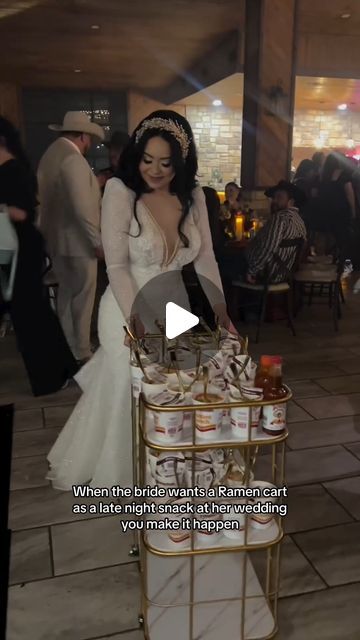 Wedding Chicks® on Instagram: "Which friend needs to have this Top Ramen cart at their wedding?  #houstonweddingplanner @milischentsevents delivered Ramen dreams to this bride 🍜👰🏻‍♀️✨ Check out their IG page for  even more fun wedding ideas.   #weddinglatenightsnack #ramencart #weddinginspiration #DreamWedding"