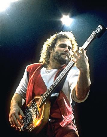 Michael Anthony 1984 Michael Anthony Van Halen, Nice Boys, Alex Van Halen, Band Van, Eagles Band, 1980s Music, Richest Celebrities, David Lee Roth, Michael Anthony