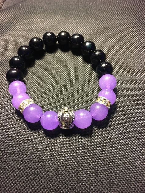 Black & Purple Queen bead bracelet.. Purple Queen, Shoes Outfit Fashion, Shoes Outfit, Bead Bracelet, Beaded Bracelets, Queen, Fashion Outfits, Bracelet, Beads