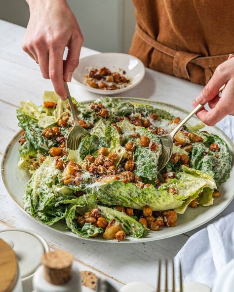 Caesar Salad with Chickpeas and Parmesan Potatoes | Culinary Cartel Buffalo Cauliflower Steaks, Chickpea Shawarma, Salad Photography, Food Showcase, Crispy Parmesan Potatoes, Salad With Chickpeas, Shawarma Spices, Pantry Recipes, Healthy Fiber