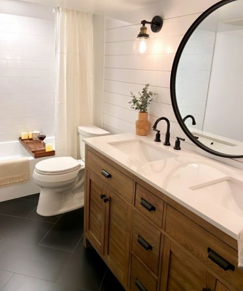 Black And White Oak Bathroom, Oak Cabinets With Black Hardware Bathroom, Small Classy Bathroom Ideas, New Home Inspo Pics, Bathroom Ideas With Dark Floors, Cream Bathroom Countertops, Bathroom Black White Wood, Black White Brown Bathroom, Dark Accent Wall Bathroom